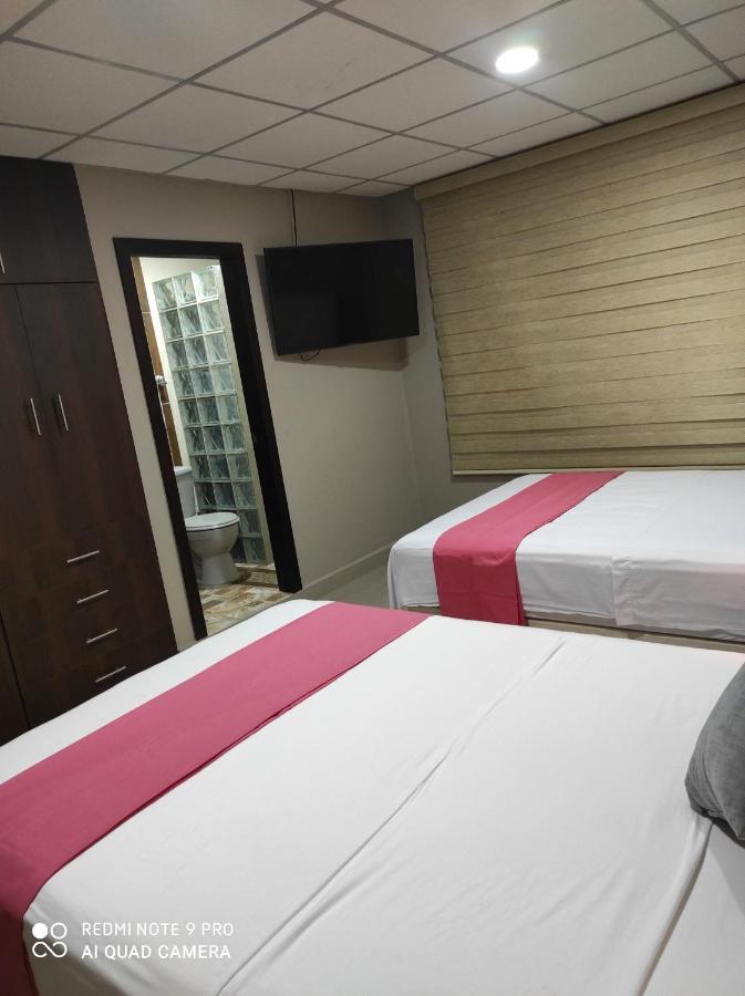 Royalinn Guayaquil Buitenkant foto