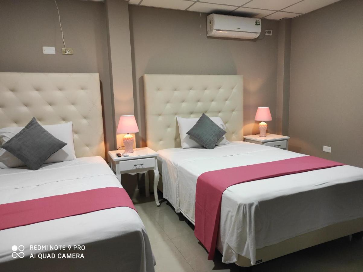 Royalinn Guayaquil Buitenkant foto
