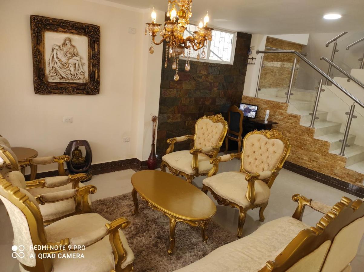 Royalinn Guayaquil Buitenkant foto
