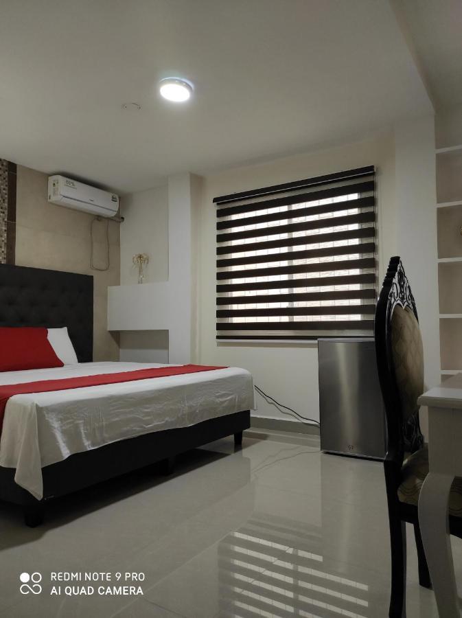Royalinn Guayaquil Buitenkant foto